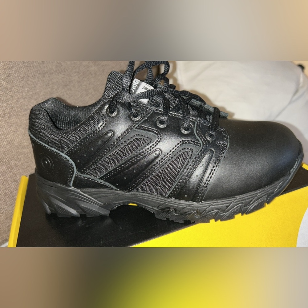 Original S.W.A.T work sneakers W8.5 M7